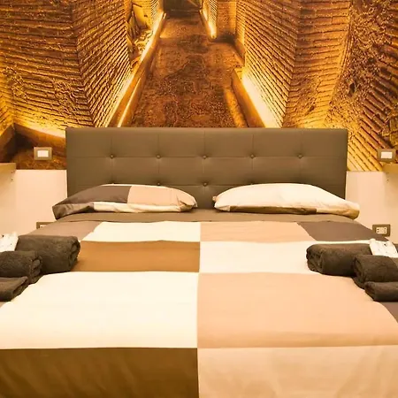 Suite Napoli Sotterranea con Jacuzzi-3