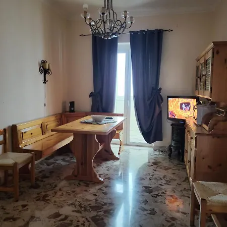 Vittoria alata-3