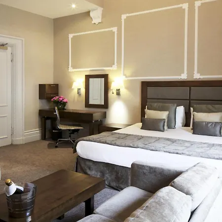 Gem Strathmore Hotel-2
