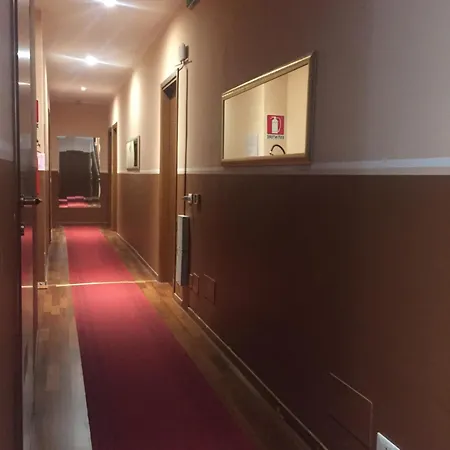 Hotel Bogart 2-3