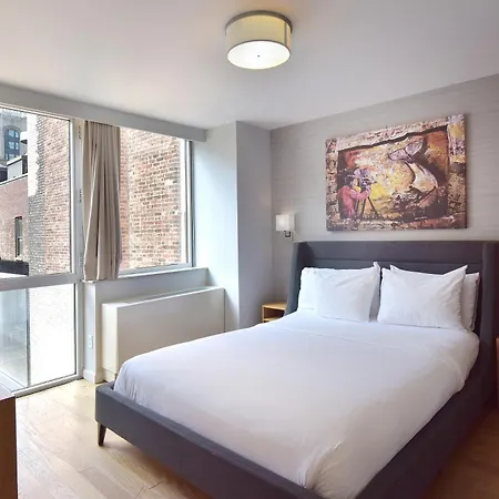 Hotel 32 32-2