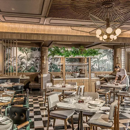 Four Seasons Hotel Bangkok At Chao Phraya River-3