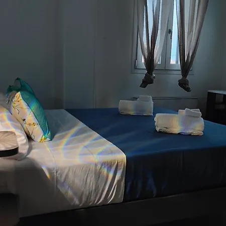 Helianthus Rooms-2