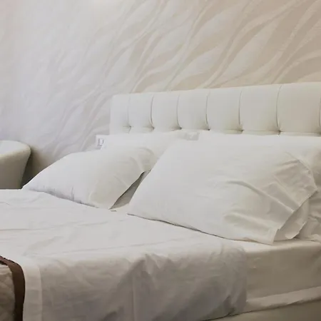 Holiday 168 Guest House-2