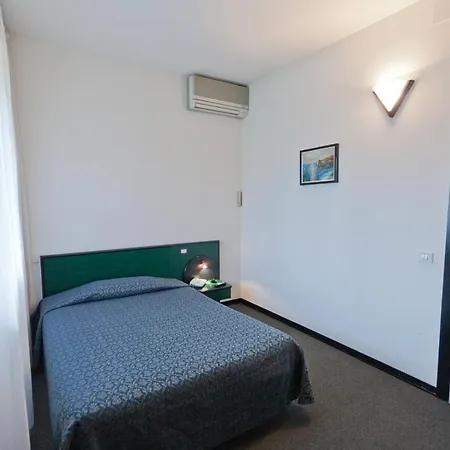 Hotel Campana-2