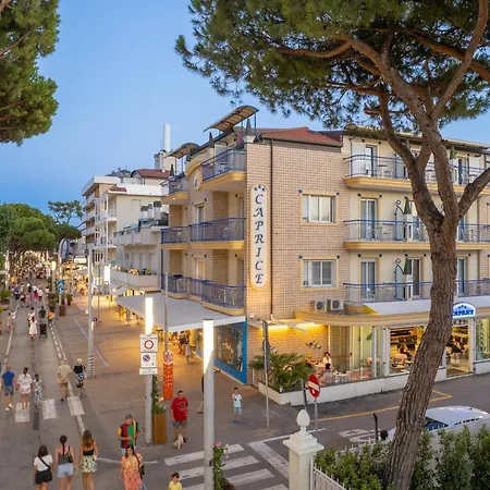 Hotel Caprice B&BRUNCH - in centro a Riccione-3
