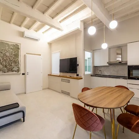 Leovinci Rooms-2