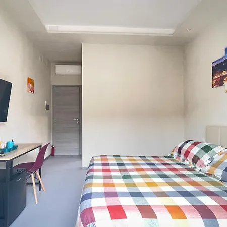 Ele Rooms San Pietro-3