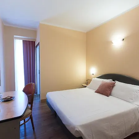 Hotel Trevi Riccione-3