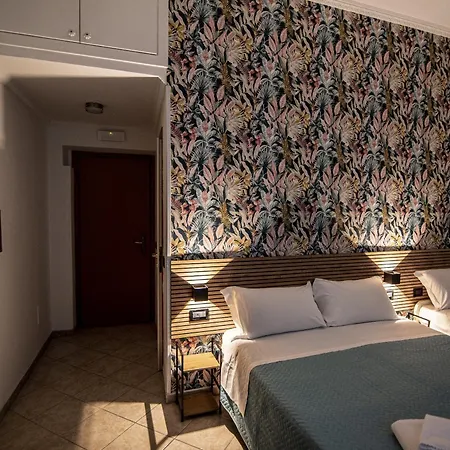Hotel Dell'Urbe-2