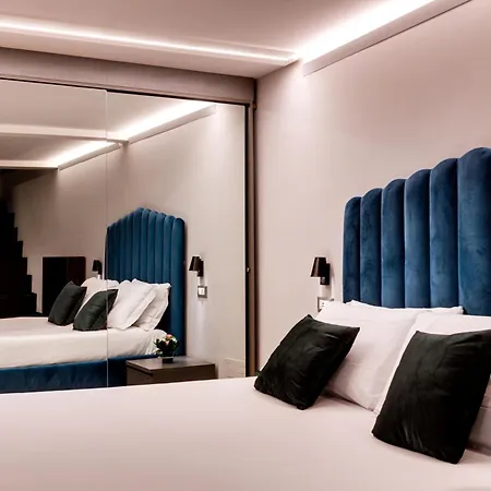 Piazza Farnese Luxury Suites-3
