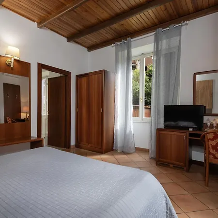 Comfort Rooms Villa Gaia Tor Vergata-3