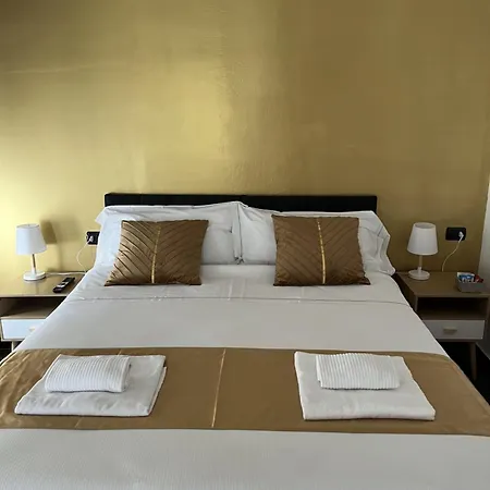 Genova Gold Rooms-2