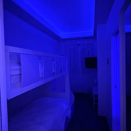 Bunk Bed - Room 4-2