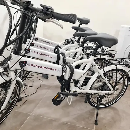 Bed&Bikerome Giulio Cesare-3