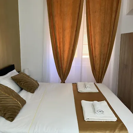 Genova Gold Rooms-3