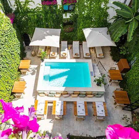 Casa Nostra Luxury Suites & Spa-2