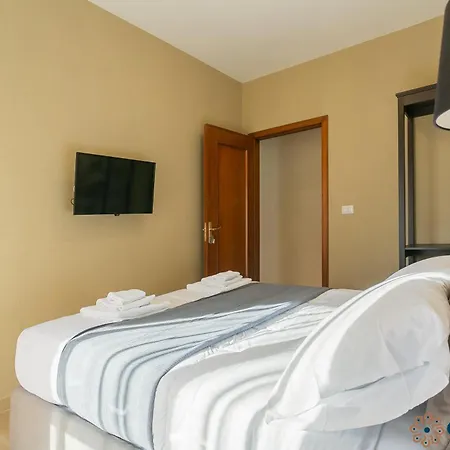Fifty-One Guesthouse By Apulia Accommodation-2