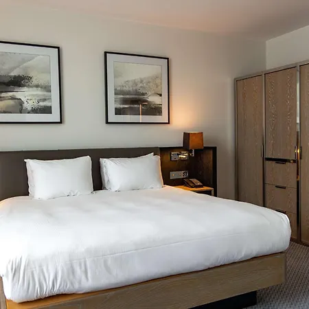 Hilton London Angel Islington-2