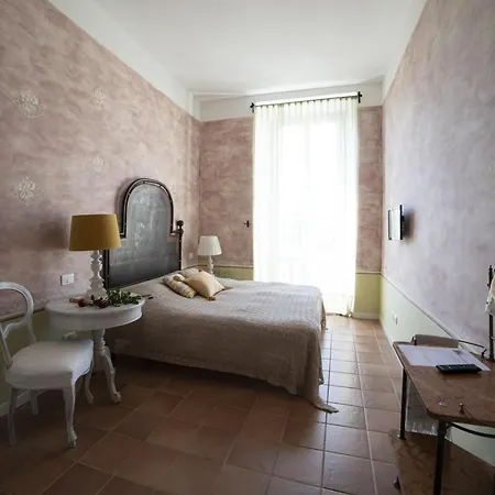 Dogana D'Acqua Rooms & Art-3