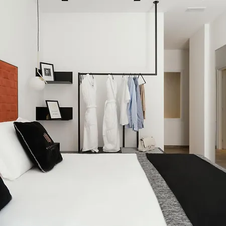 Montenapoleone Suites-3