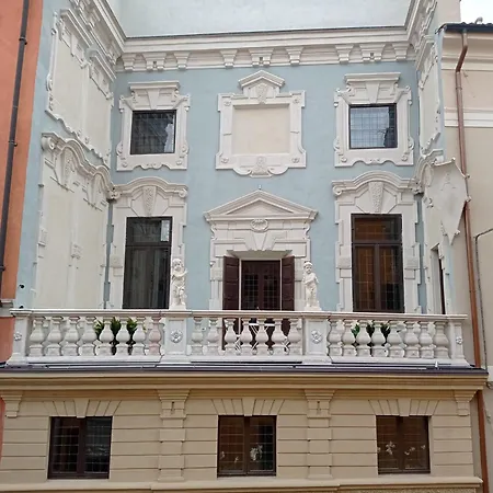 Palazzo Arrivabene B&B-2