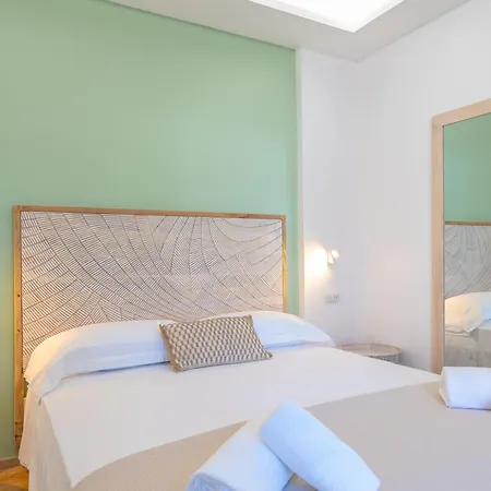 Mensos Rooms-2