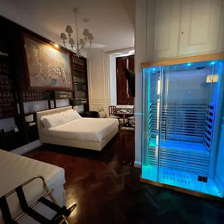 Navona Central Suites-3