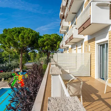 Lotus Hotel All Inclusive & Spiaggia-2