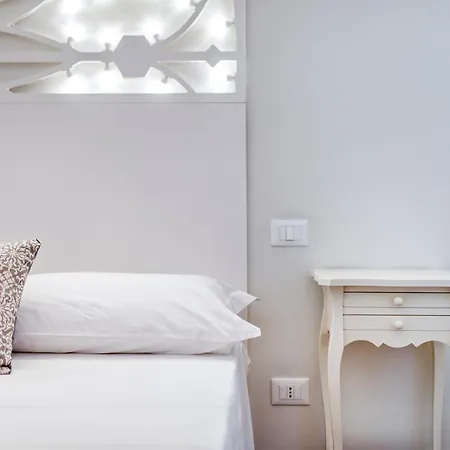 Vittoria Luxury House-3