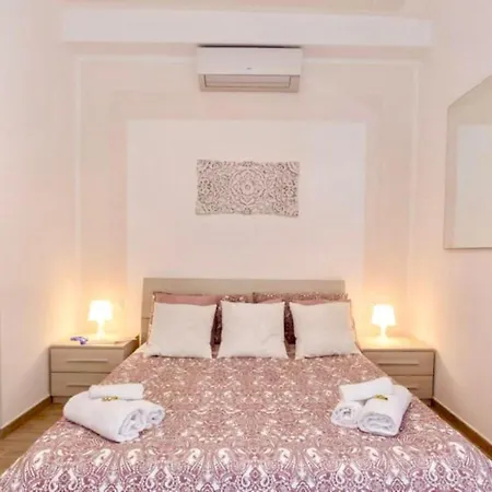 Lovely Nights Rome - Luxury Rooms-2