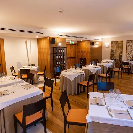 Papillo Hotels&Resorts Roma-3