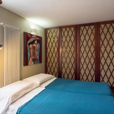Donna Adelina Guesthouse-3