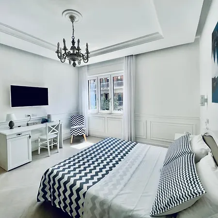 Palazzo Mauro Sorrento Luxury Rooms-2
