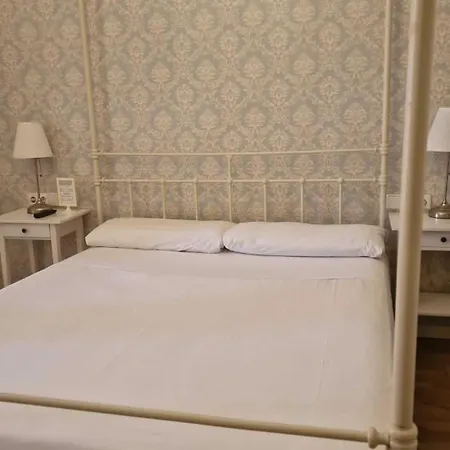 Lumine Luxury Suites By Gaiarooms-2