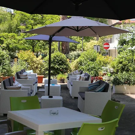 Hotel Senza Pensieri Riccione-2