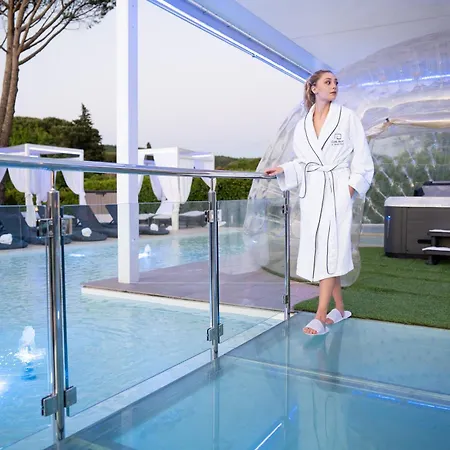 Iconic Wellness Resort & Spa-2