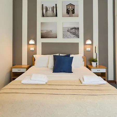 Hotel Bruna B&B-3