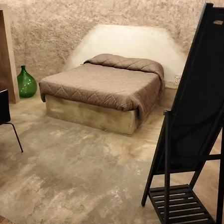 Stone Rooms-2