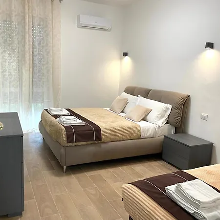 Fiera Rooms-3