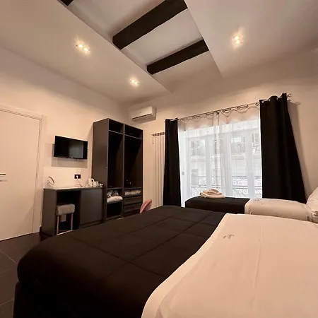 Elegance Rooms Spaccanapoli-3
