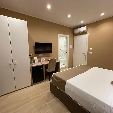 Martini Suite 2 Bari-3