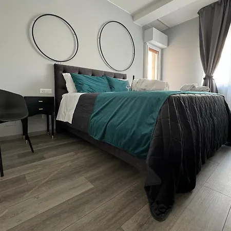 MEG Glamour Suite Milano vicino i Navigli-2