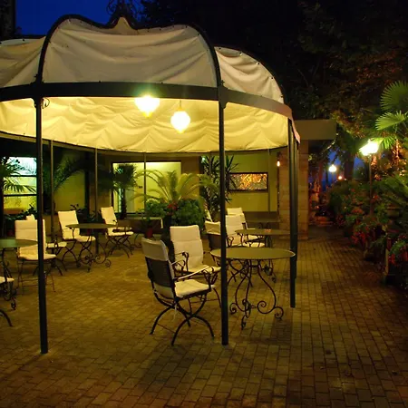 Hotel Columbus sul Lago-3
