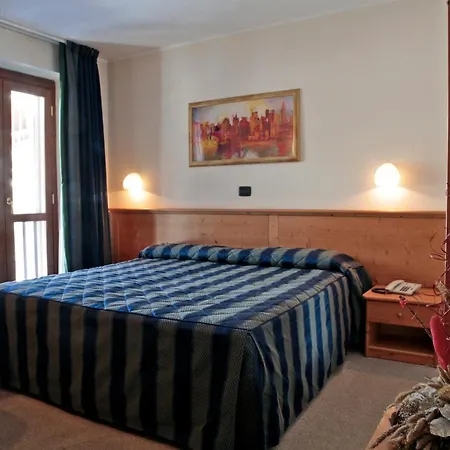 Hotel Alpechiara-3