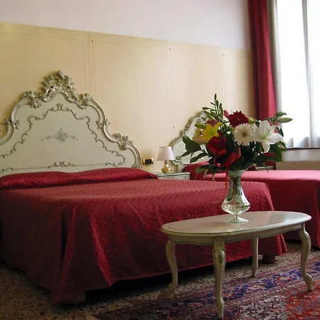 Guesthouse Ca' San Marcuola 1-3