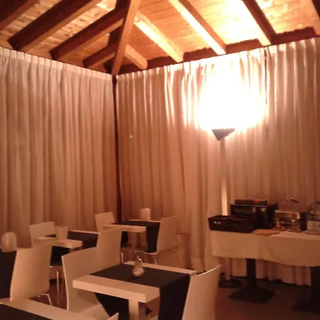 Hotel La Rosta-3