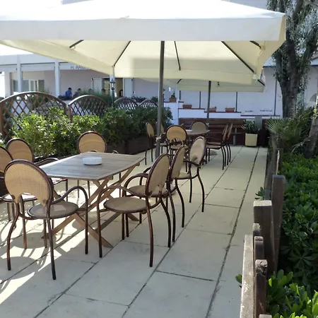 Hotel Sara-2