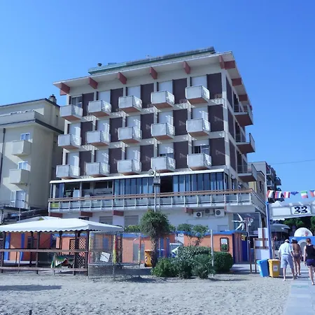 Hotel Suprem sul Mare-2