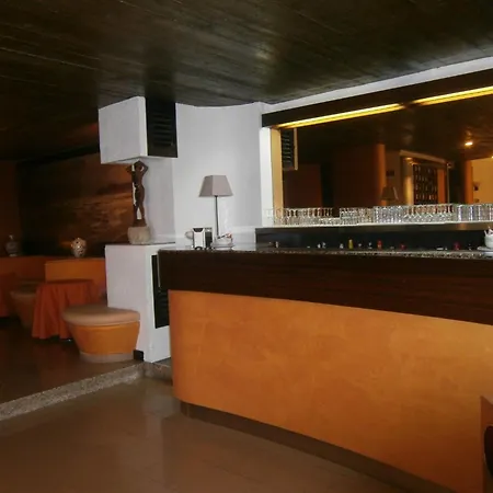 Hotel Corona-3